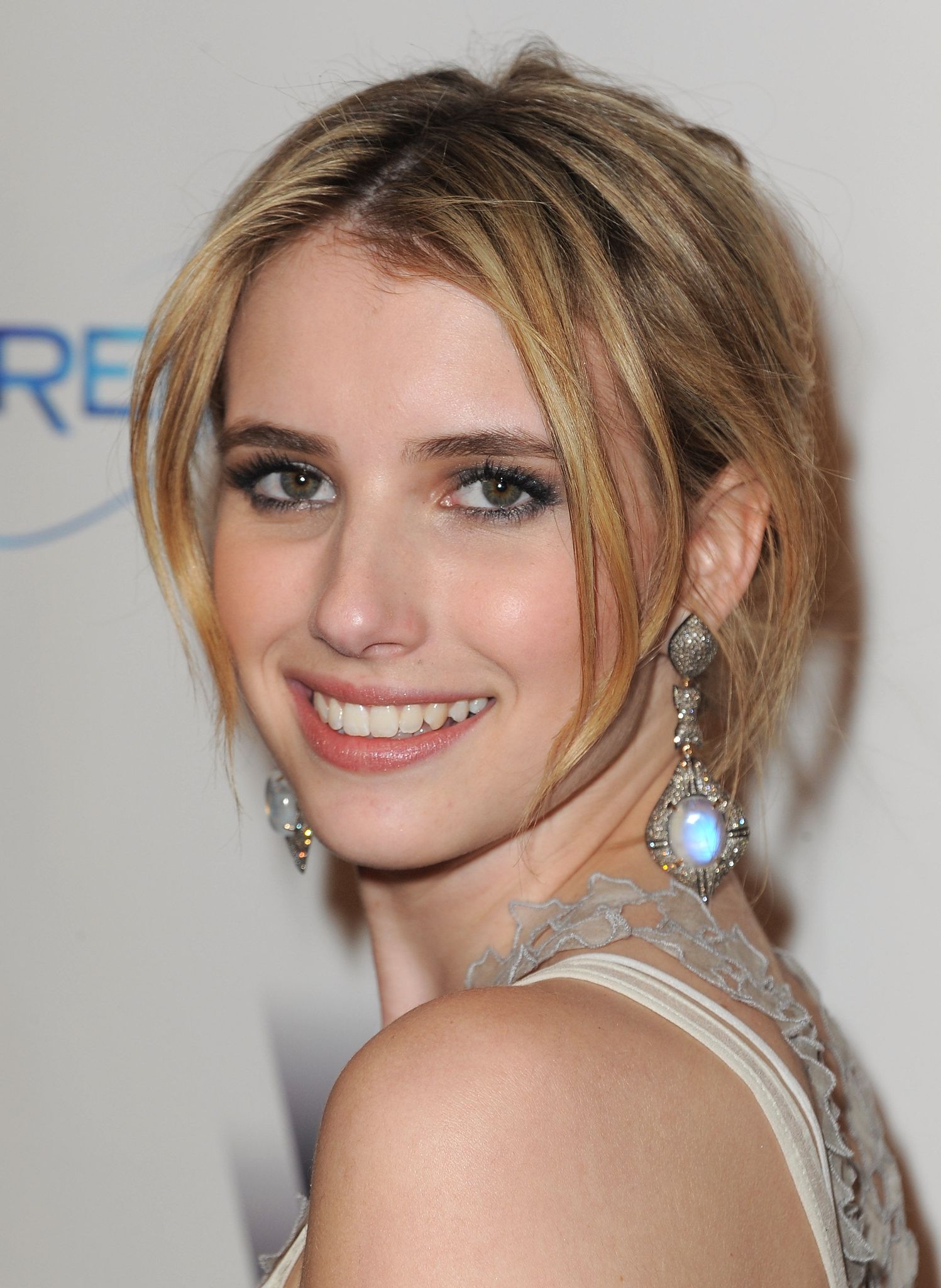 emmarobertsorg009.jpg emmarobertsorg009.jpg