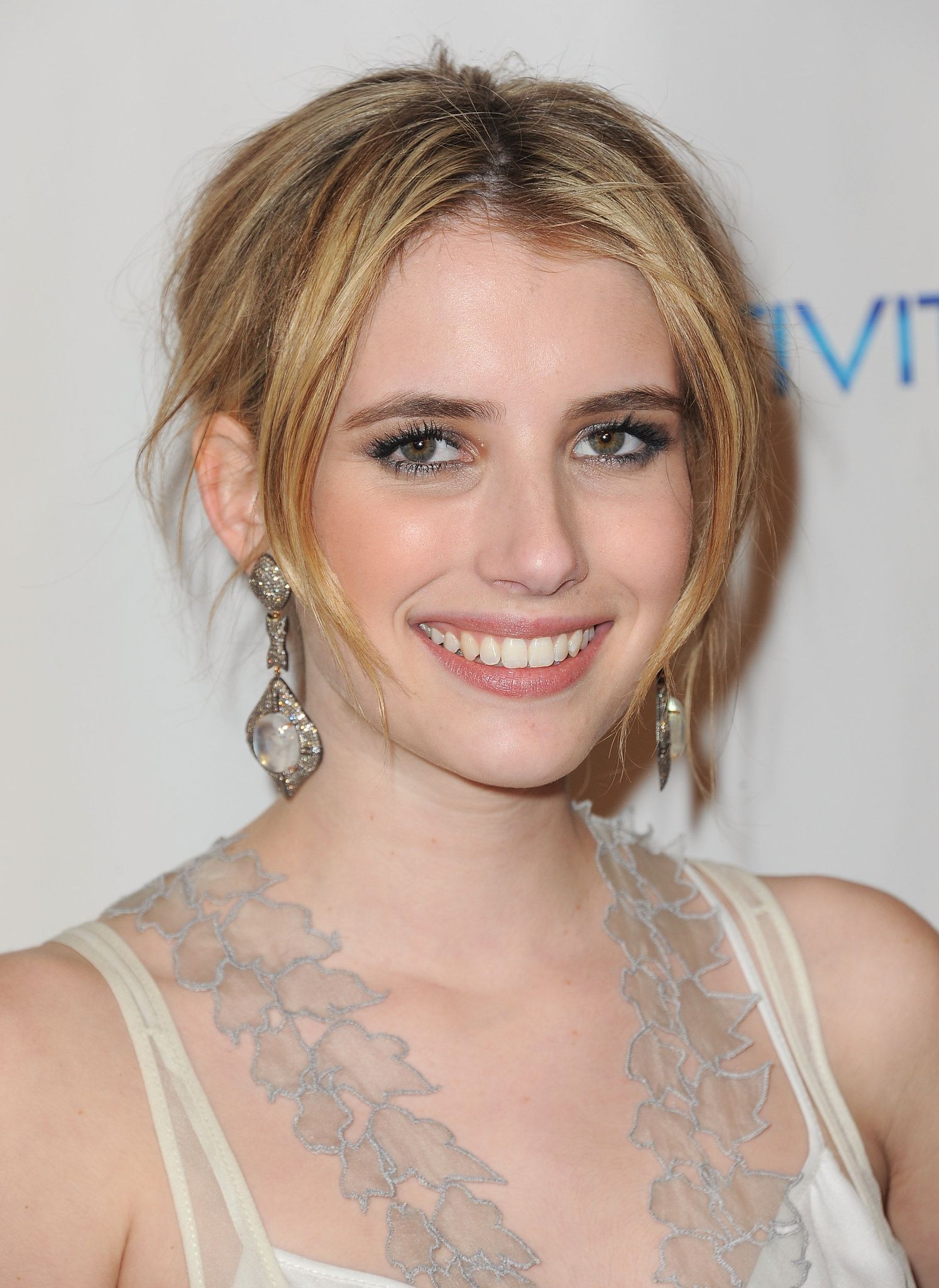 emmarobertsorg011.jpg emmarobertsorg011.jpg
