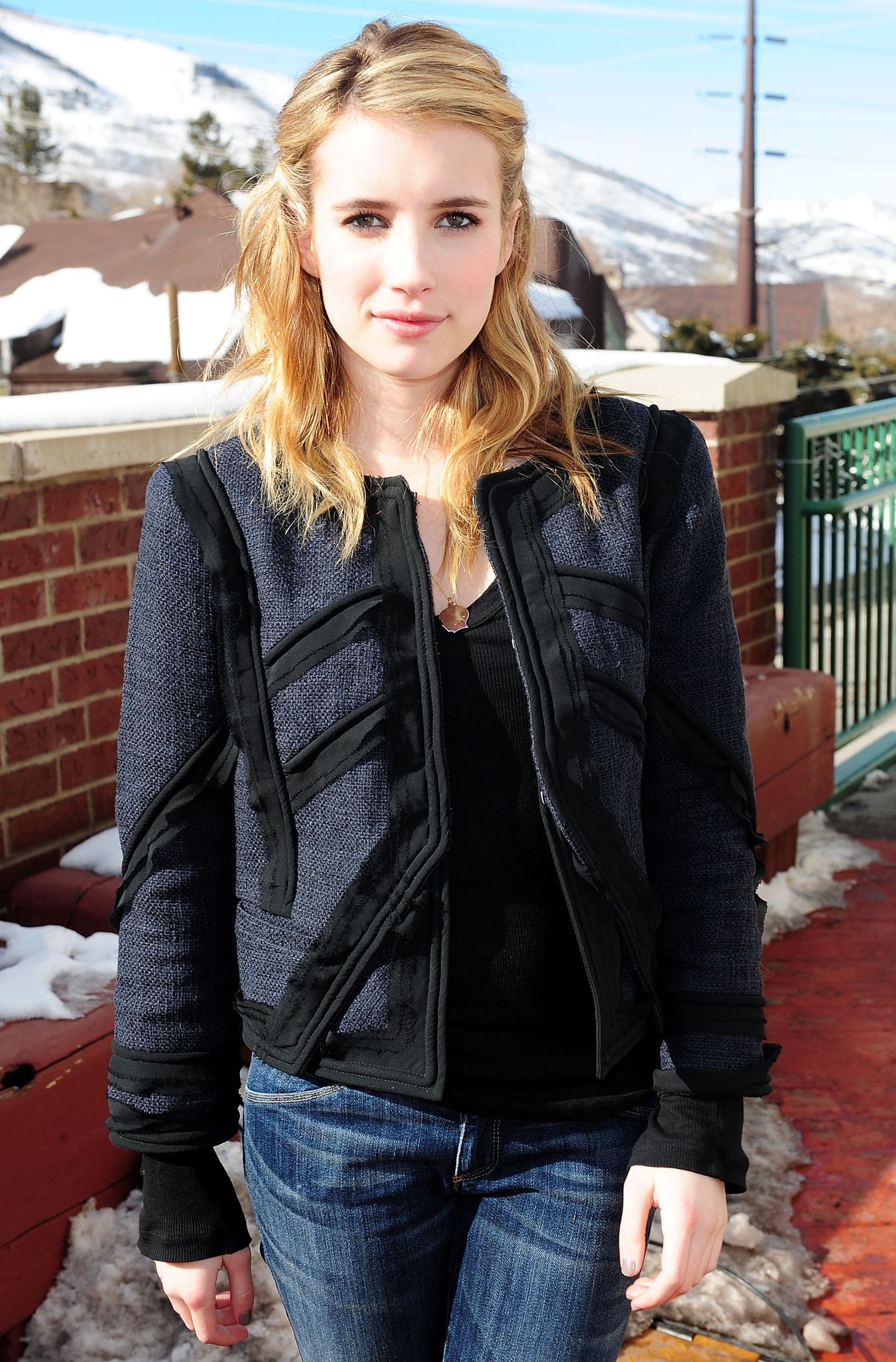 emmarobertsorg003.jpg emmarobertsorg003.jpg
