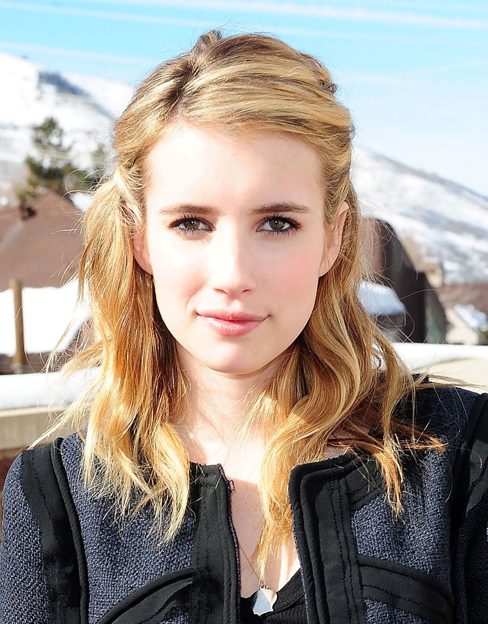 emmarobertsorg006.jpg emmarobertsorg006.jpg