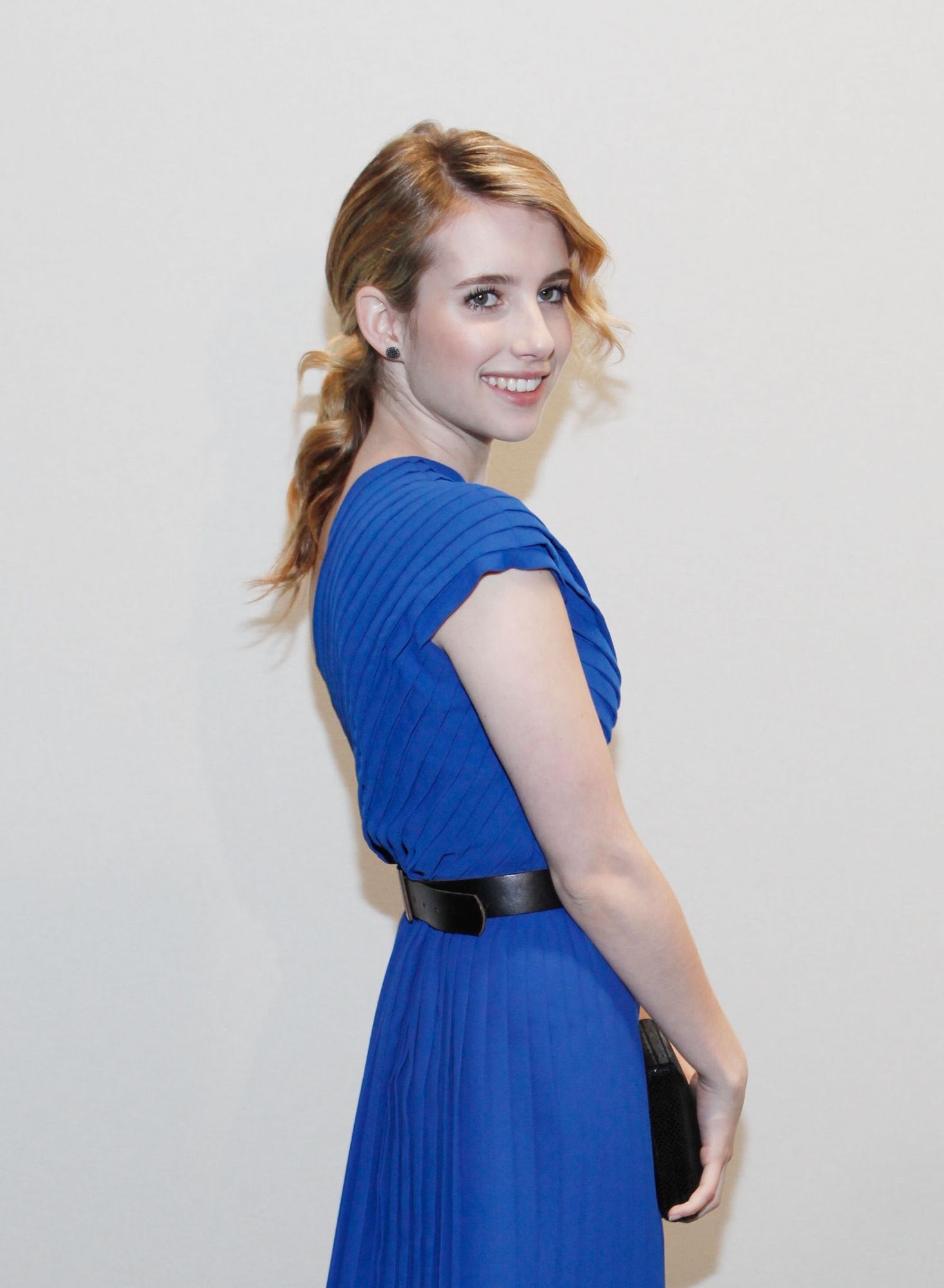 emmarobertsorg035.jpg emmarobertsorg035.jpg