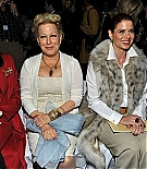 Filename=emmarobertsorg047.jpg
Filesize=367KiB
Dimensions=2000x1331
Date added=Aug 02, 2021 emmarobertsorg047.jpg