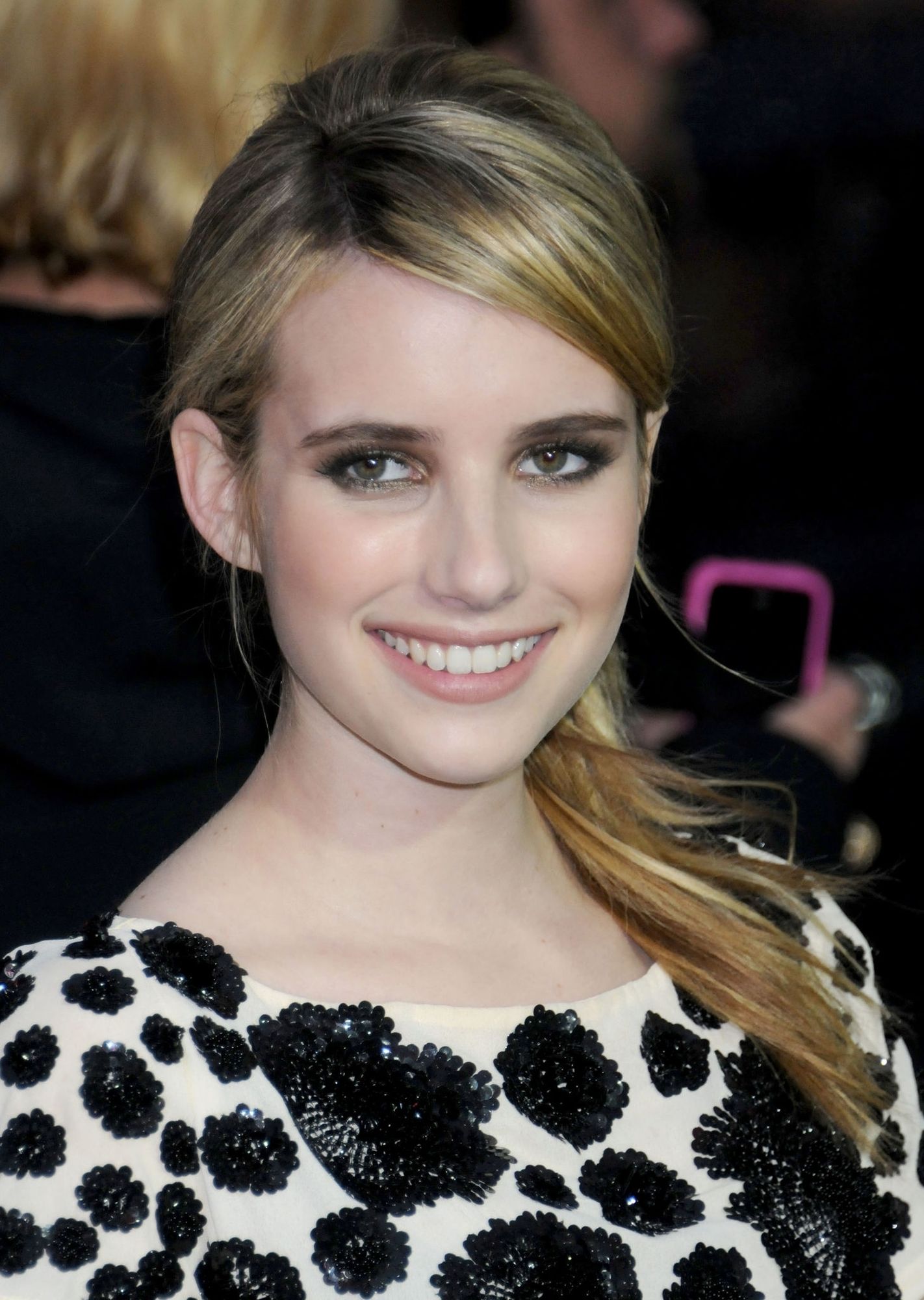 emmarobertsorg077.jpg emmarobertsorg077.jpg