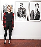 Filename=emmarobertsorg004.jpg
Filesize=87KiB
Dimensions=900x900
Date added=Dec 14, 2015 emmarobertsorg004.jpg