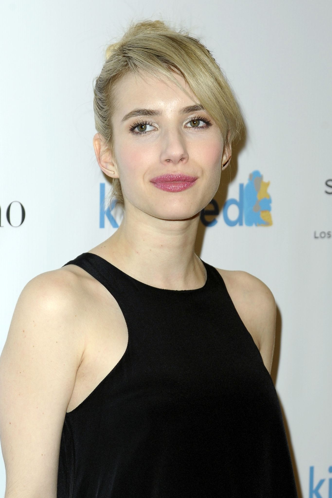 emmarobertsorg028.jpg emmarobertsorg028.jpg