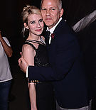 emmarobertsorg002.jpg