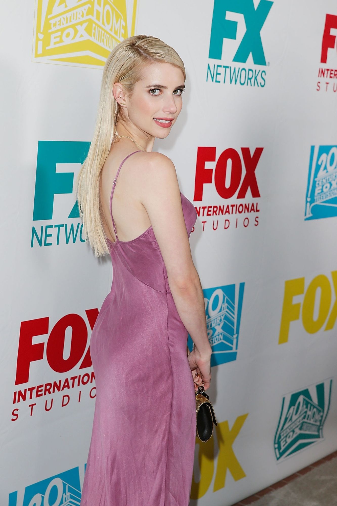 emmarobertsorg036.jpg emmarobertsorg036.jpg