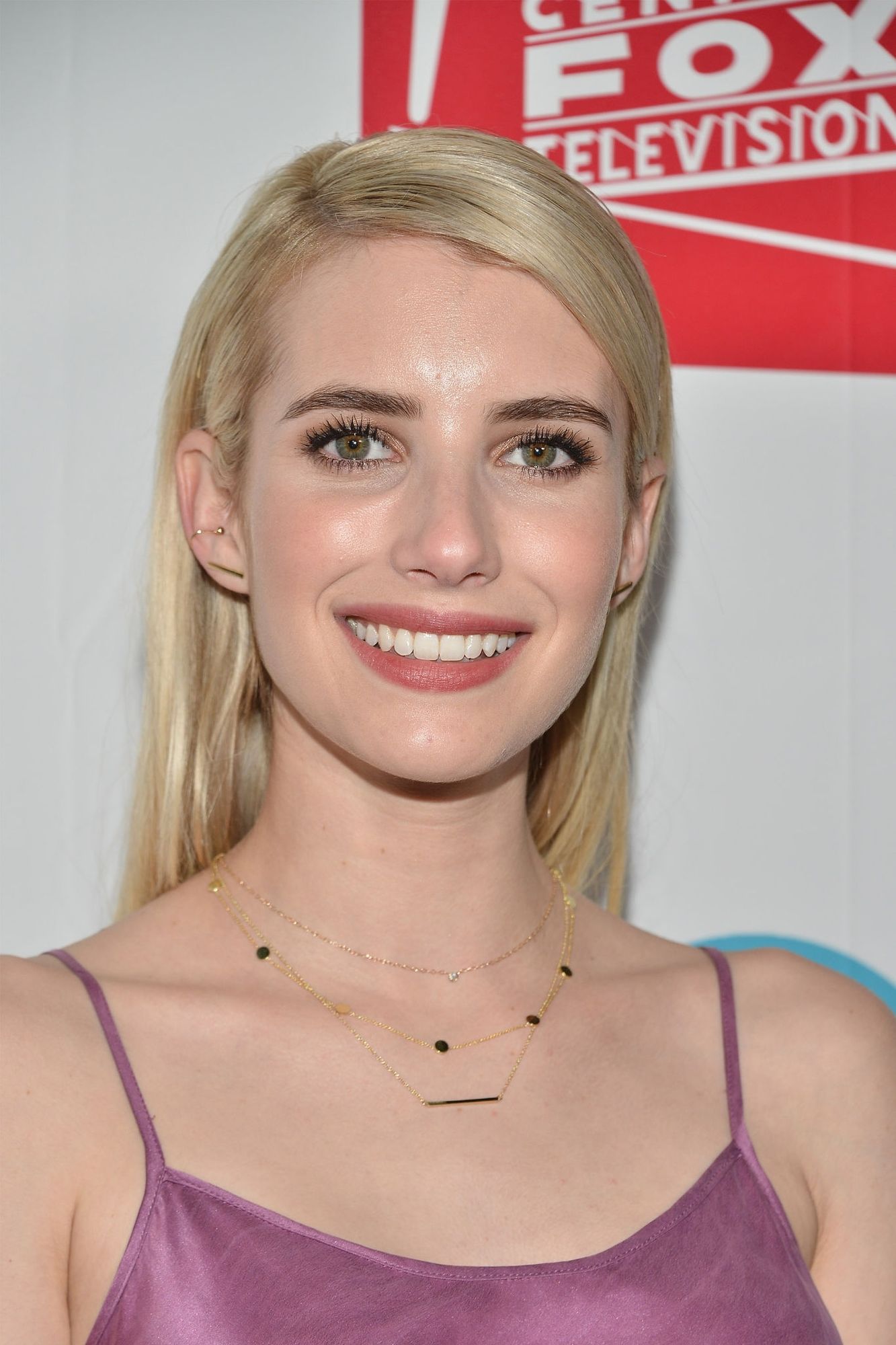 emmarobertsorg048.jpg emmarobertsorg048.jpg