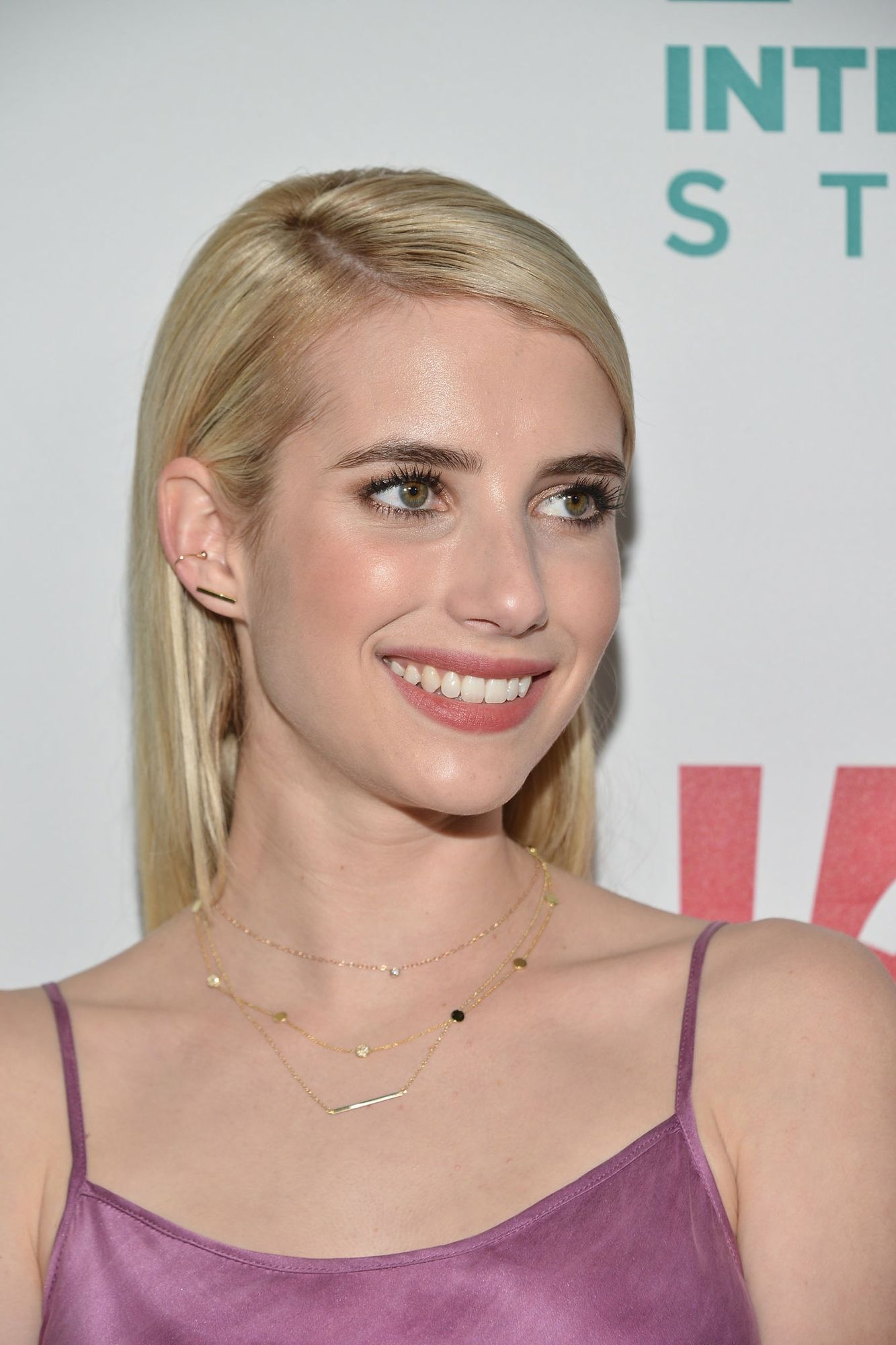 emmarobertsorg052.jpg emmarobertsorg052.jpg