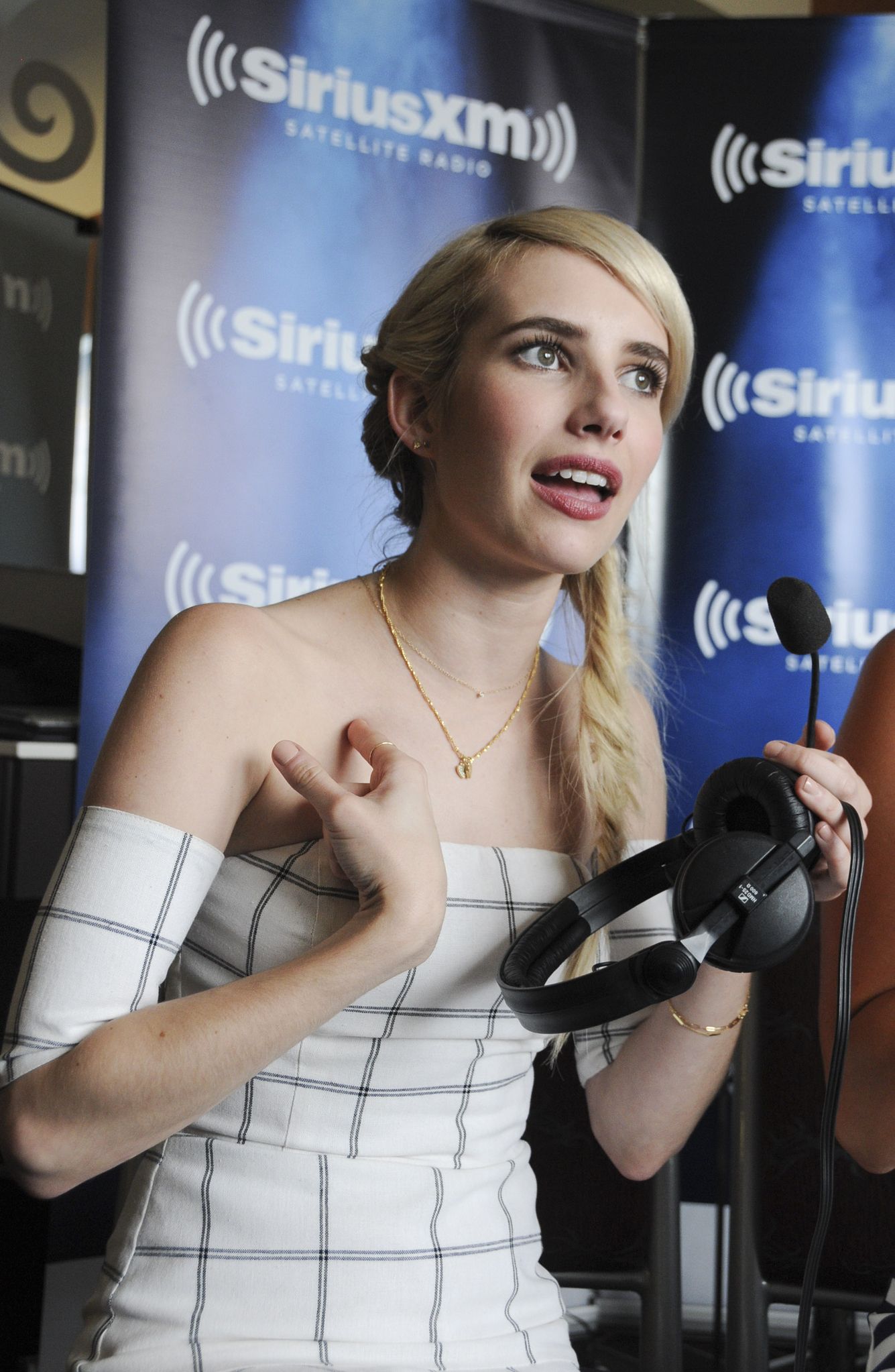 emmarobertsorg002.jpg emmarobertsorg002.jpg