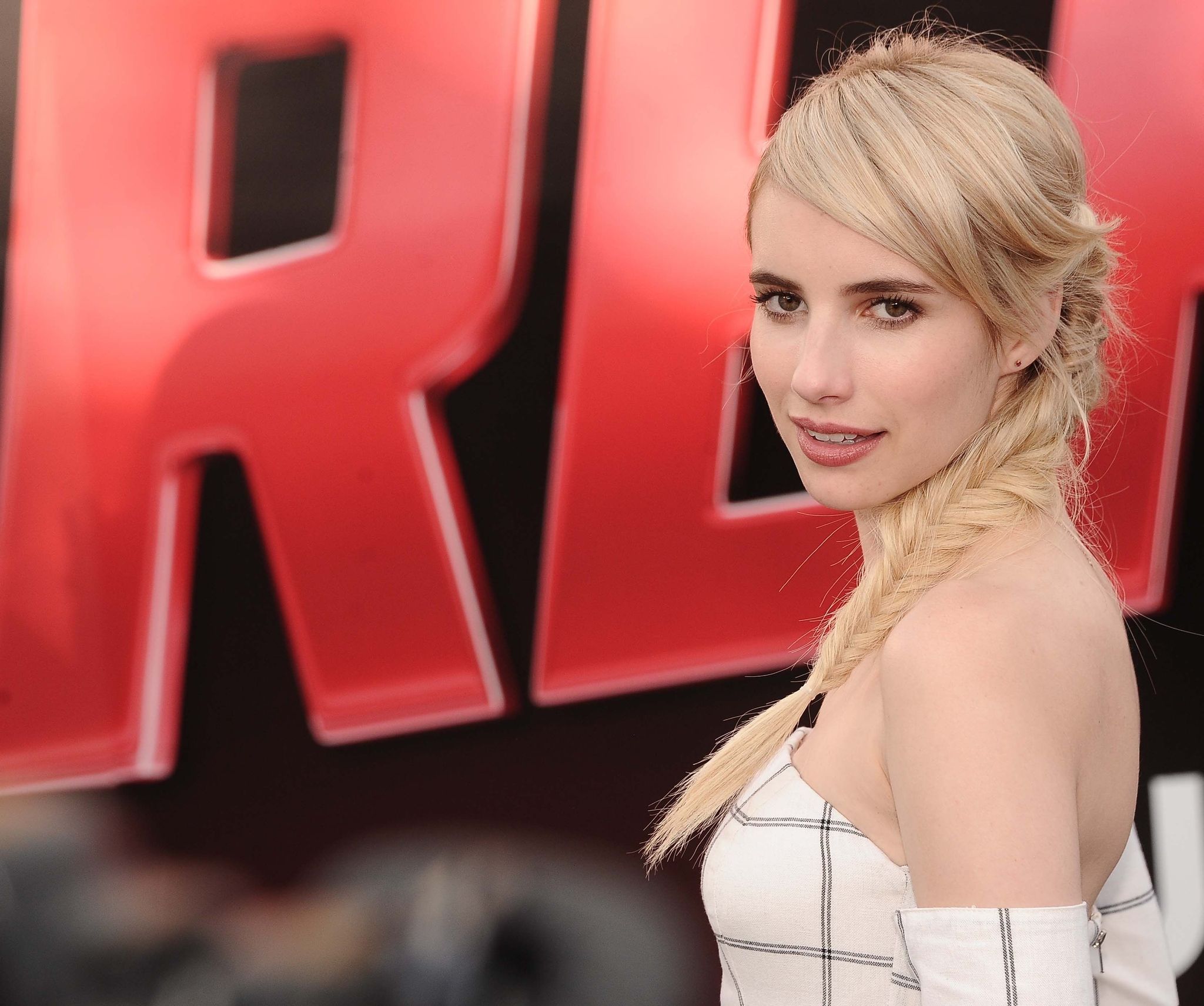 emmarobertsorg037.jpg emmarobertsorg037.jpg