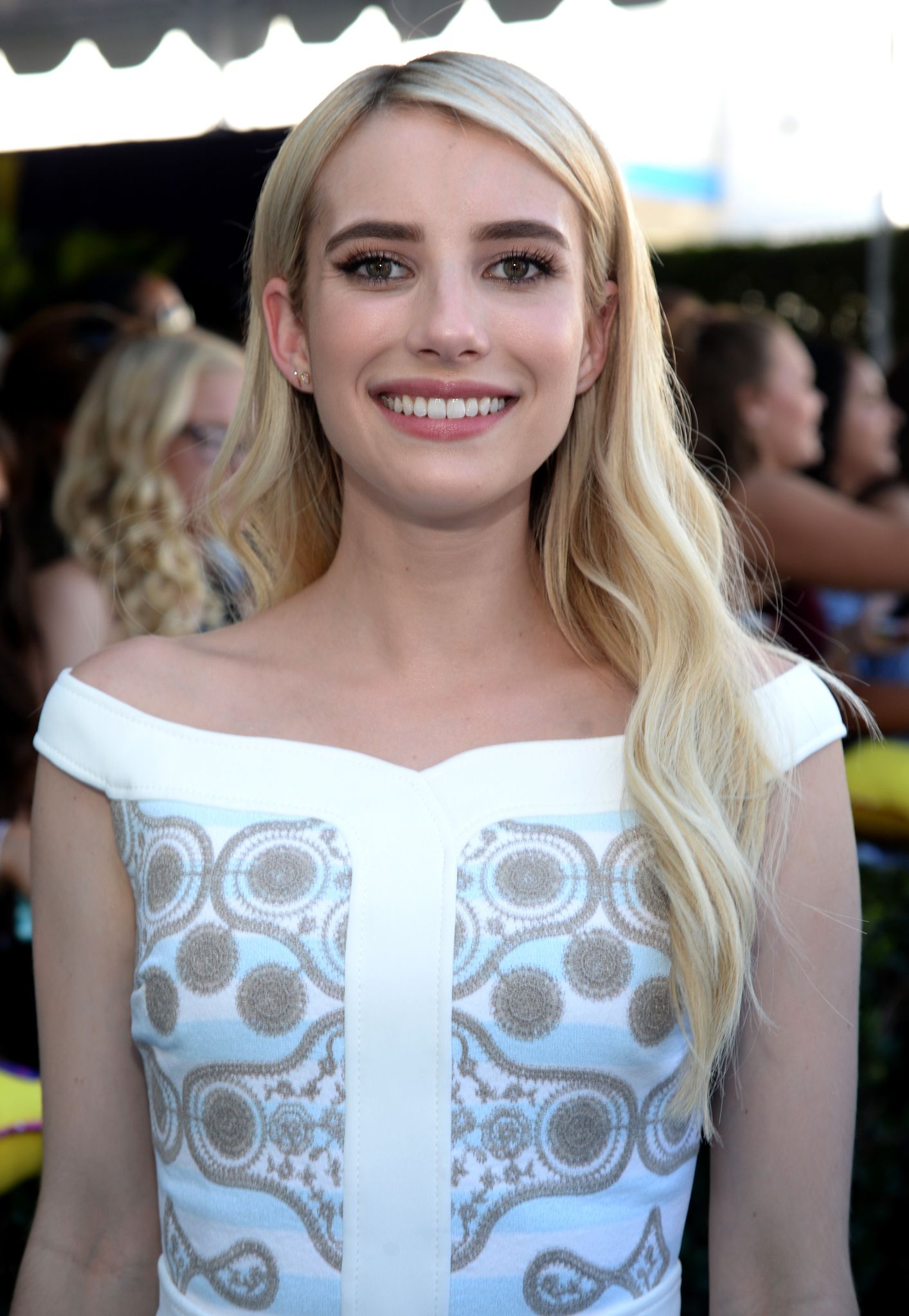 emmarobertsorg001.jpg emmarobertsorg001.jpg
