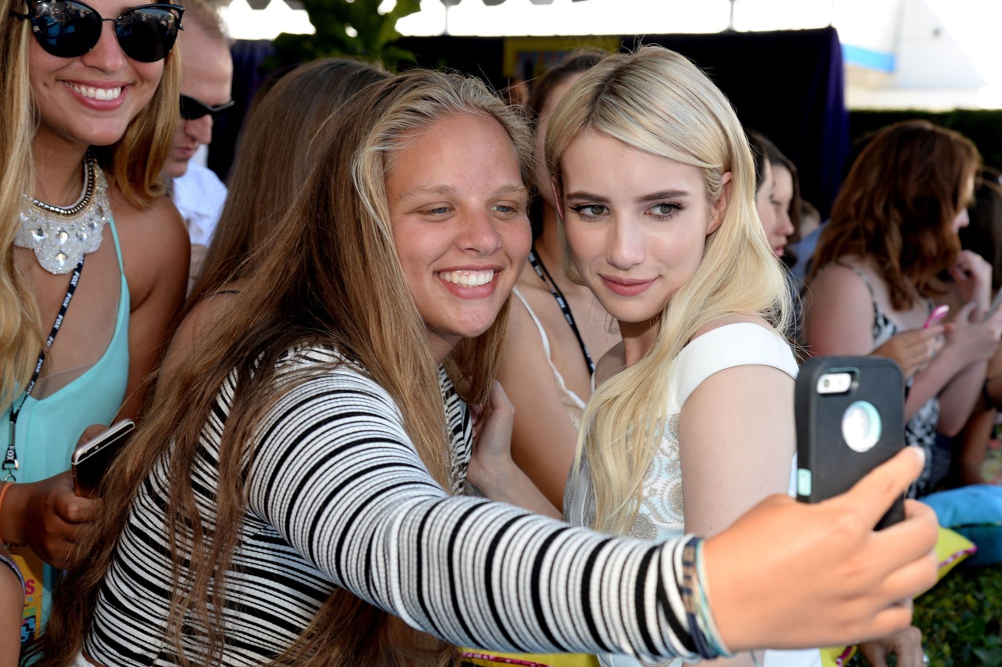 emmarobertsorg046.jpg emmarobertsorg046.jpg