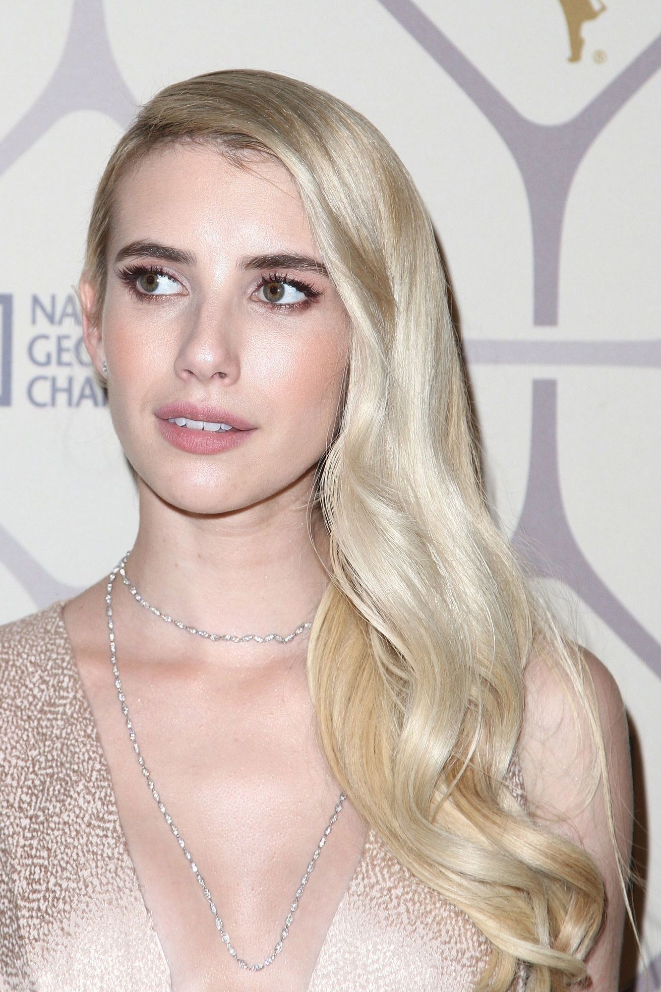 emmarobertsorg015.jpg emmarobertsorg015.jpg