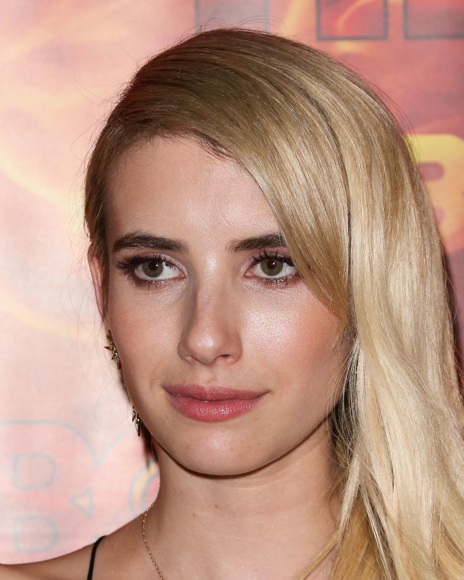 emmarobertsorg033.jpg emmarobertsorg033.jpg