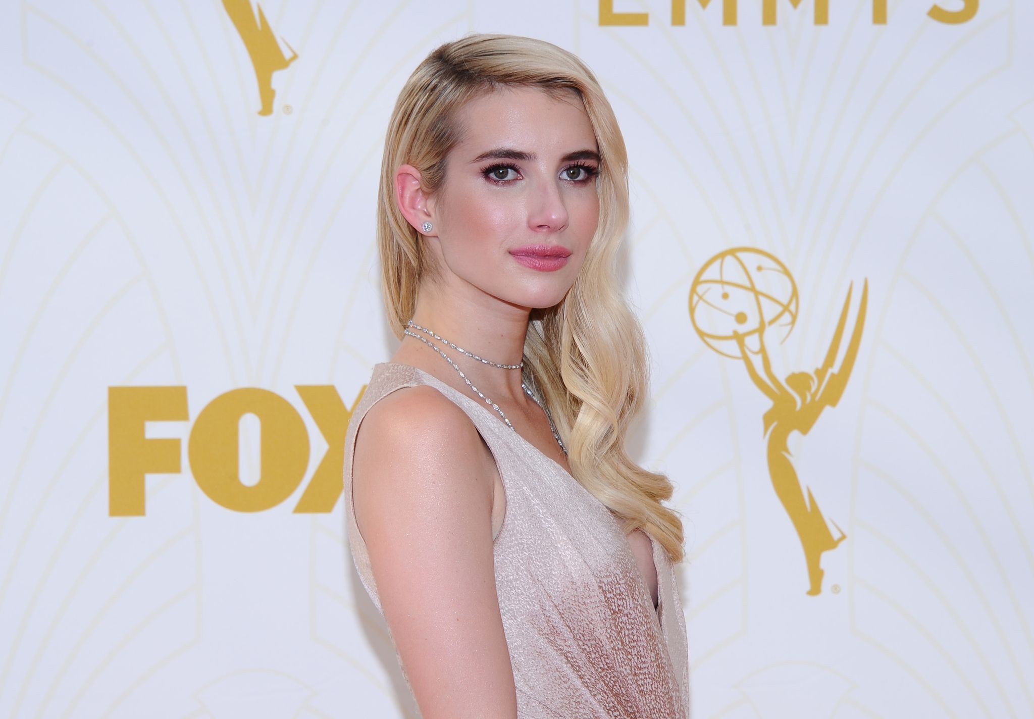 emmarobertsorg006.jpg emmarobertsorg006.jpg