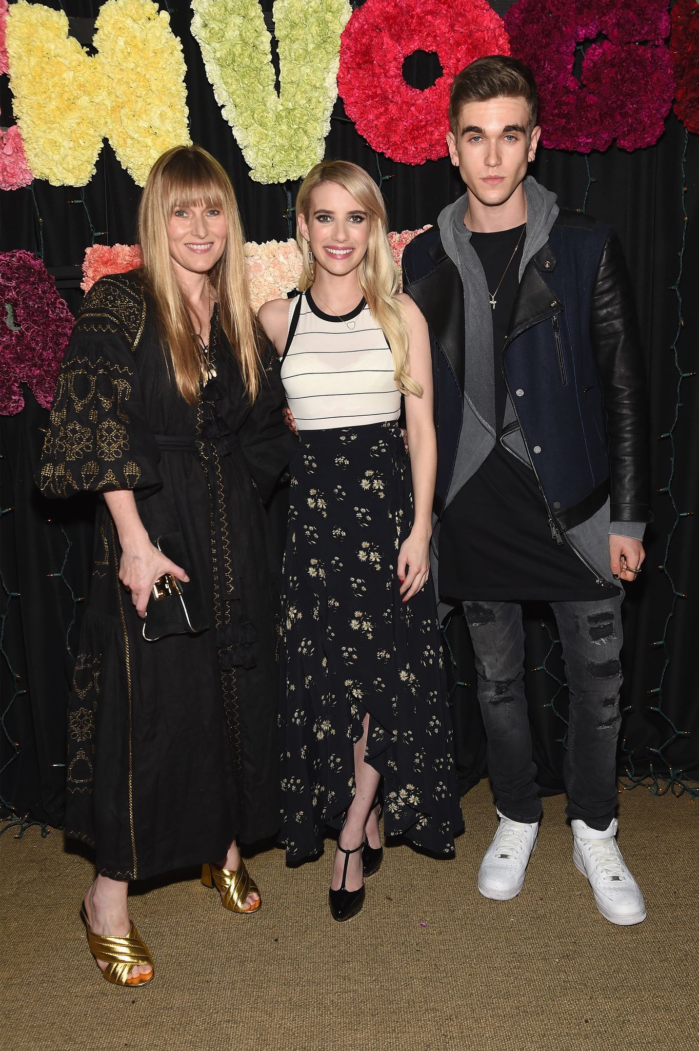 emmarobertsorg009.jpg emmarobertsorg009.jpg