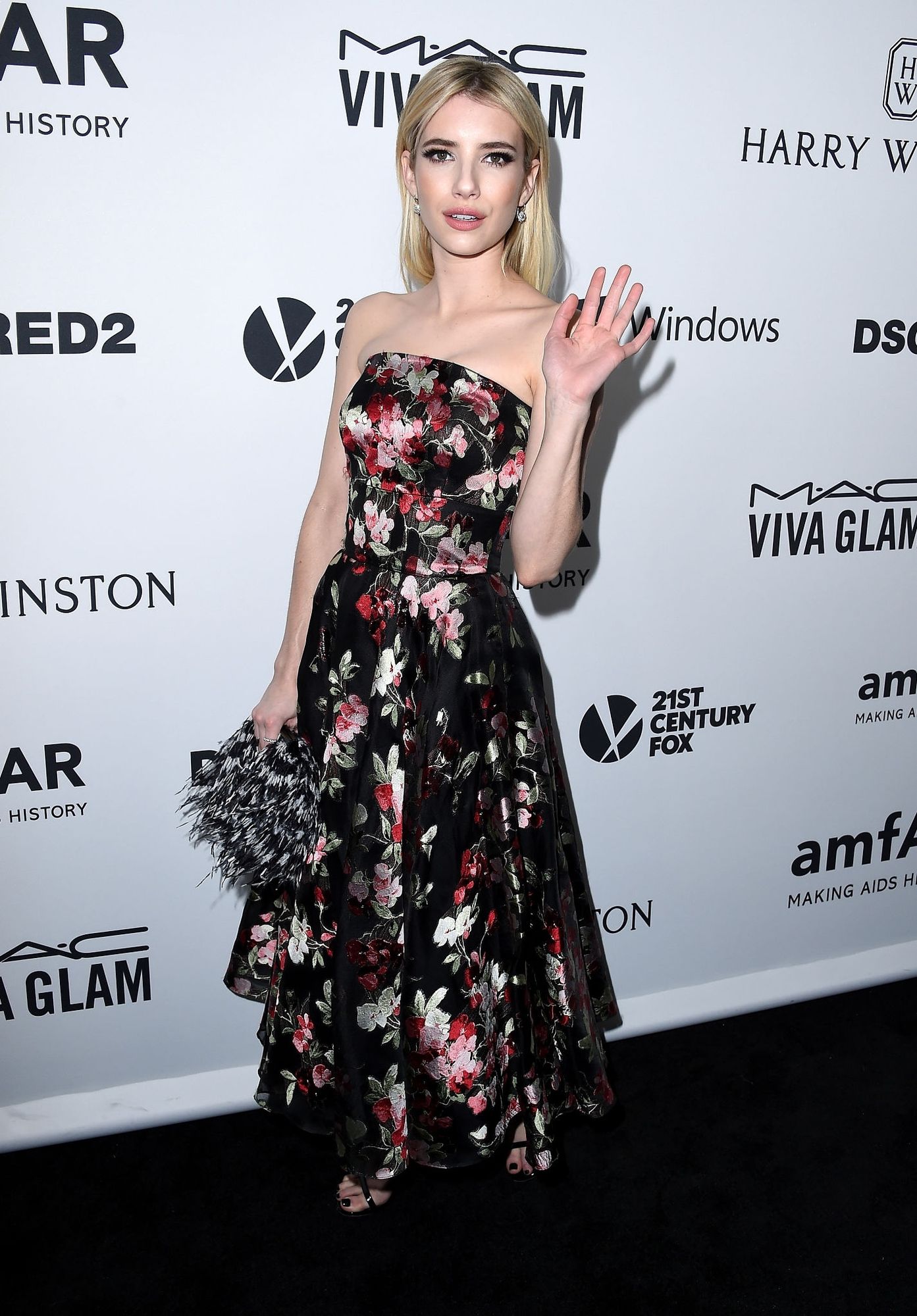 emmarobertsorg106.jpg emmarobertsorg106.jpg