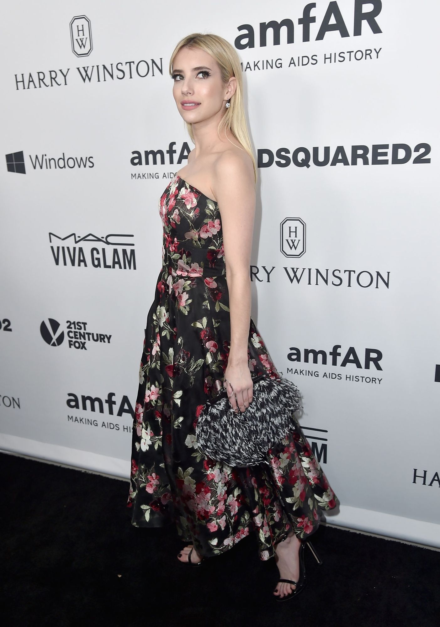 emmarobertsorg110.jpg emmarobertsorg110.jpg