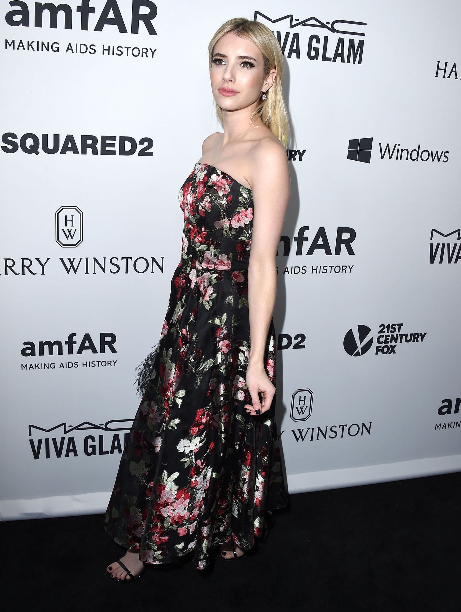 emmarobertsorg128.jpg emmarobertsorg128.jpg