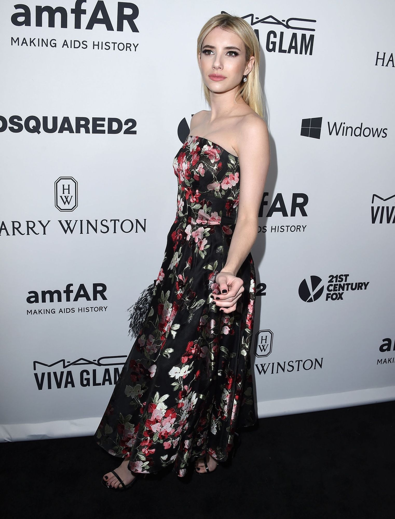 emmarobertsorg130.jpg emmarobertsorg130.jpg