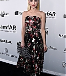 Filename=emmarobertsorg030.jpg
Filesize=286KiB
Dimensions=1370x2047
Date added=Dec 18, 2015 emmarobertsorg030.jpg