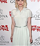Filename=emmarobertsorg021.jpg
Filesize=281KiB
Dimensions=1269x2000
Date added=Aug 02, 2021 emmarobertsorg021.jpg