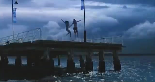 ero_aquamarinetrailer064.jpg