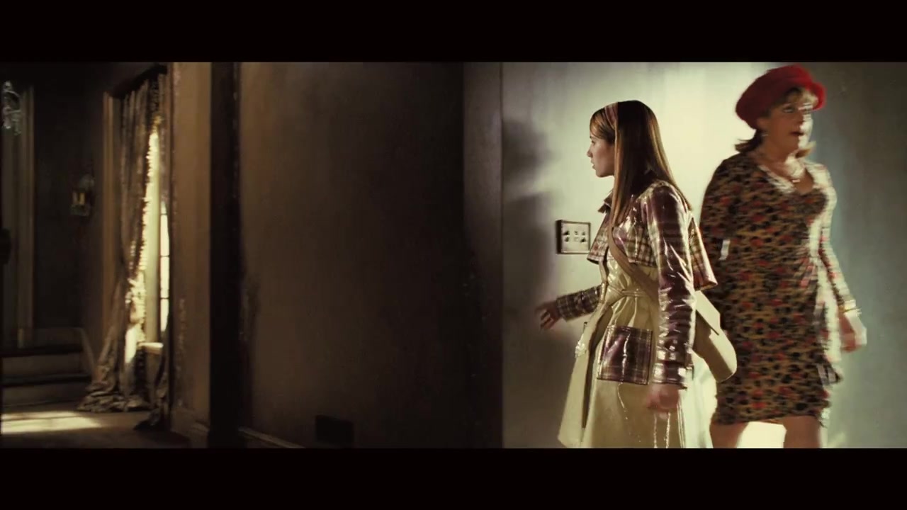ero_nancydrewtrailer048.jpg
