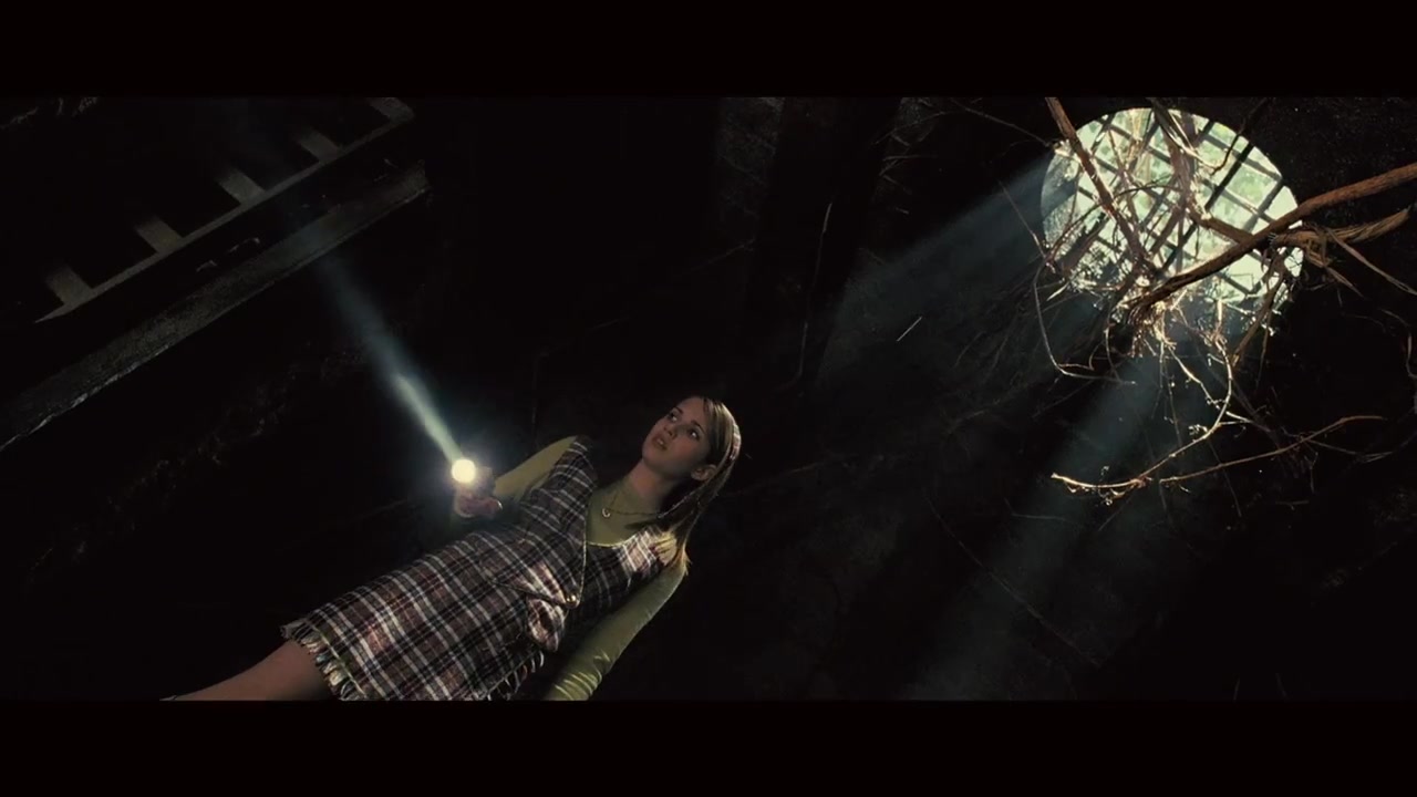 ero_nancydrewtrailer067.jpg