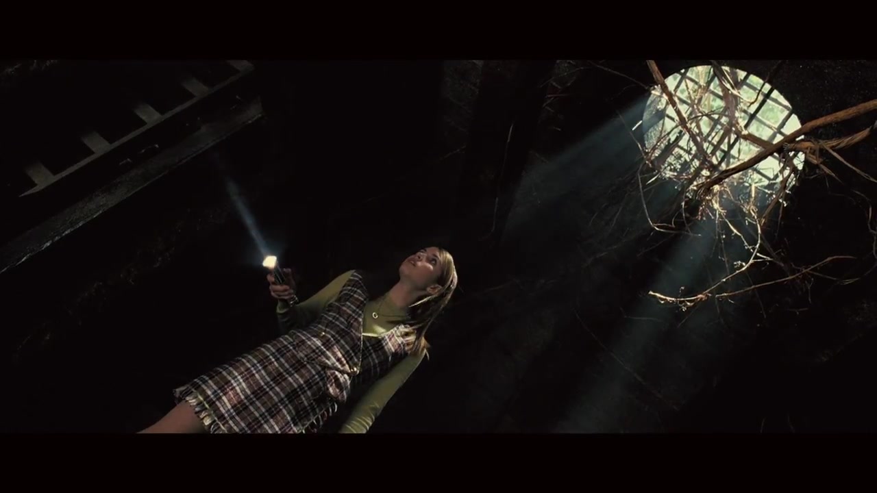 ero_nancydrewtrailer069.jpg