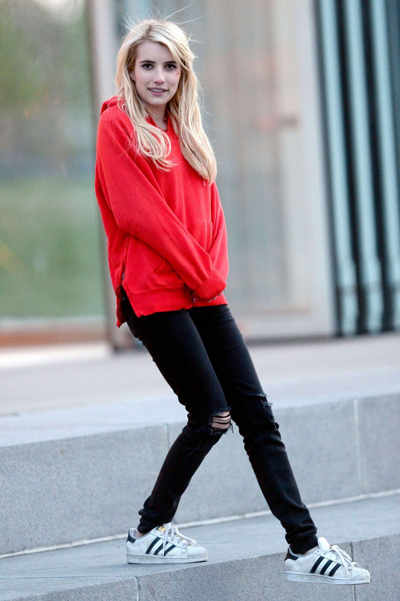 emmarobertsorg011.jpg emmarobertsorg011.jpg
