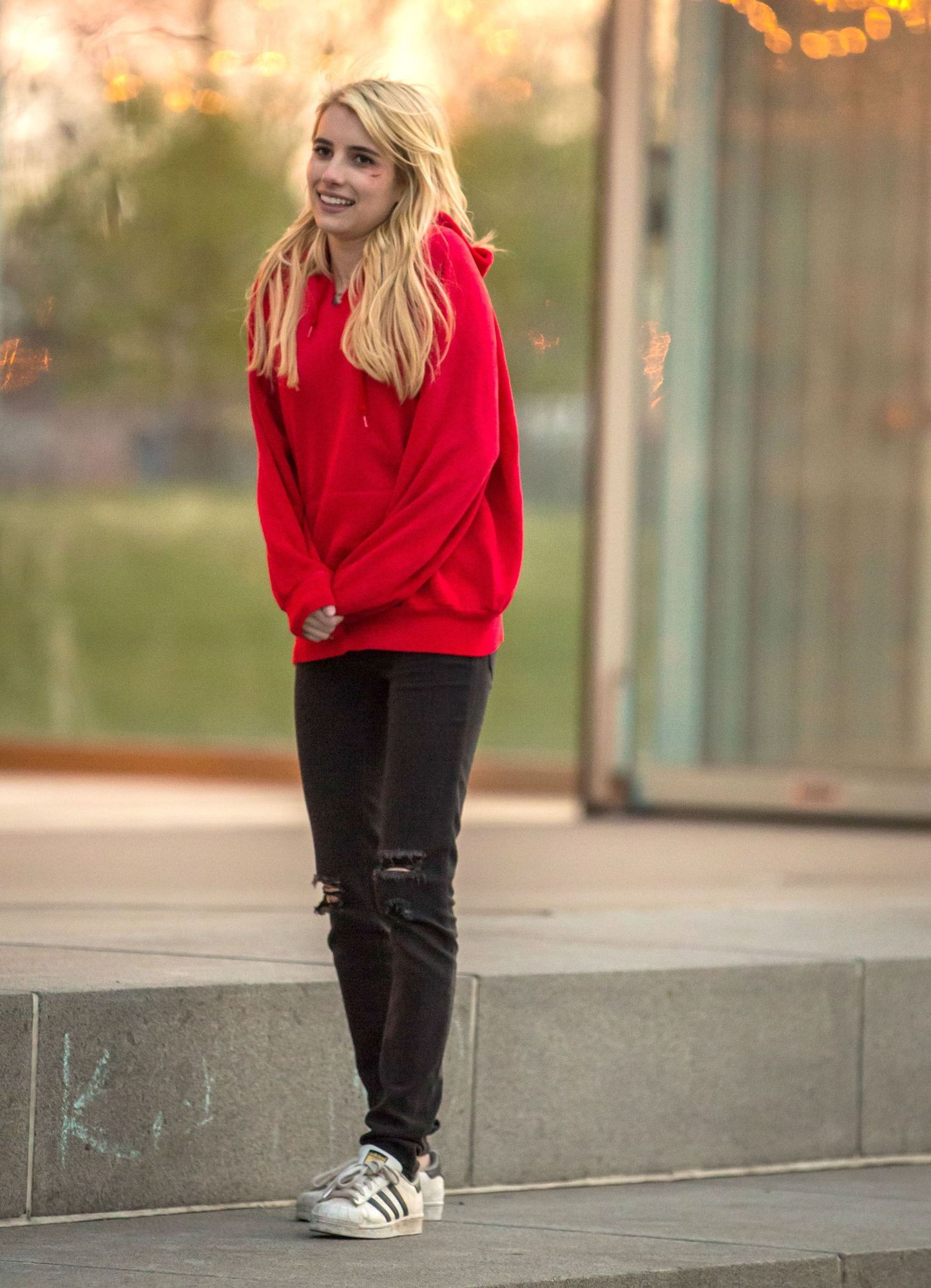 emmarobertsorg013.jpg emmarobertsorg013.jpg
