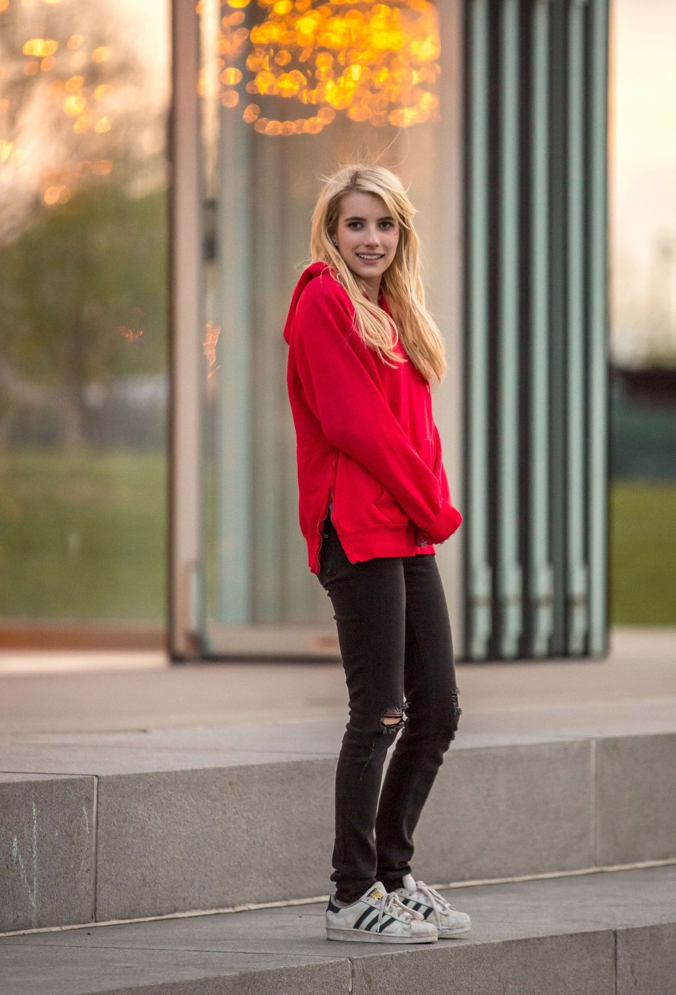 emmarobertsorg014.jpg emmarobertsorg014.jpg