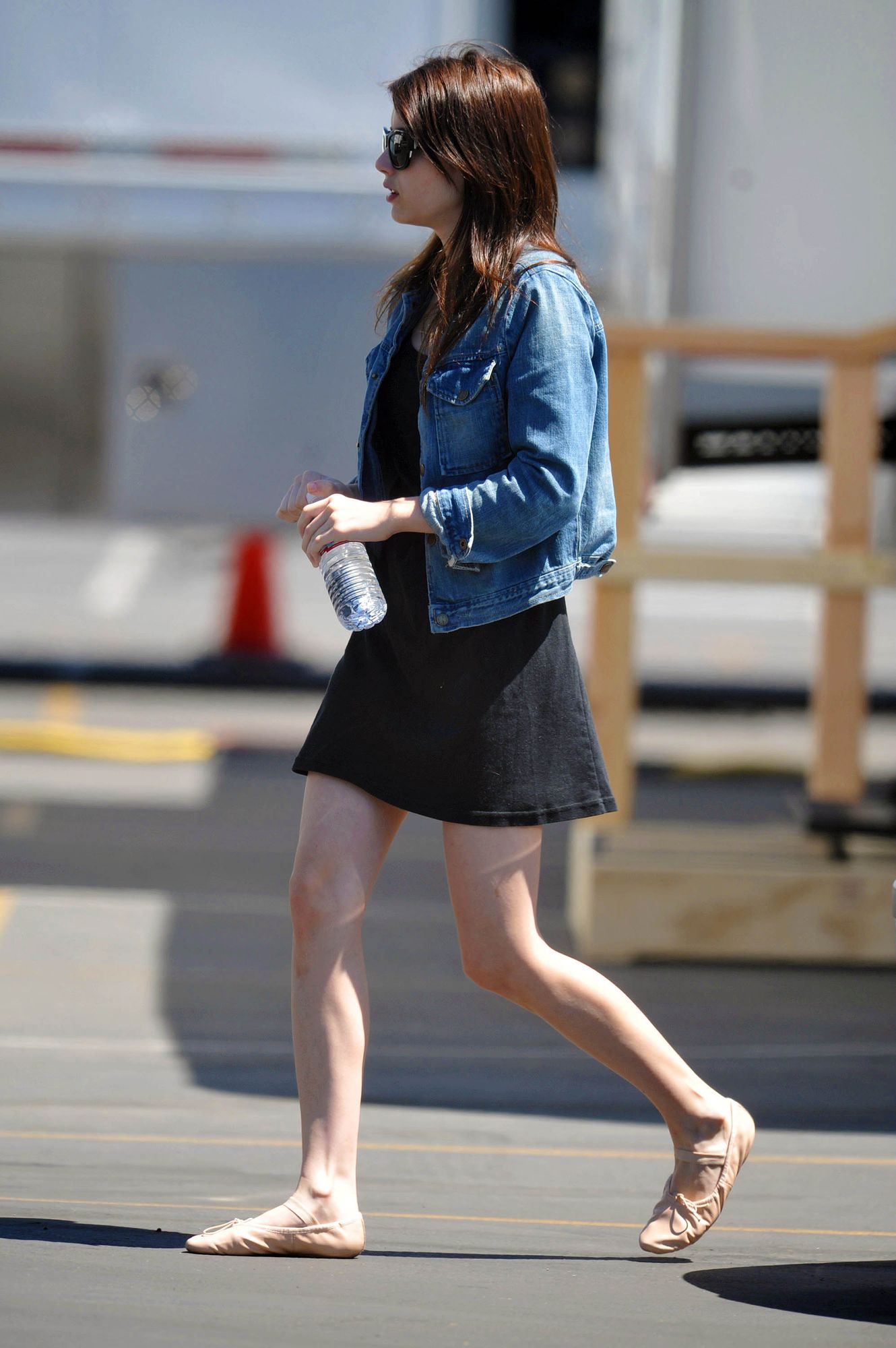 emmarobertsorg001.jpg