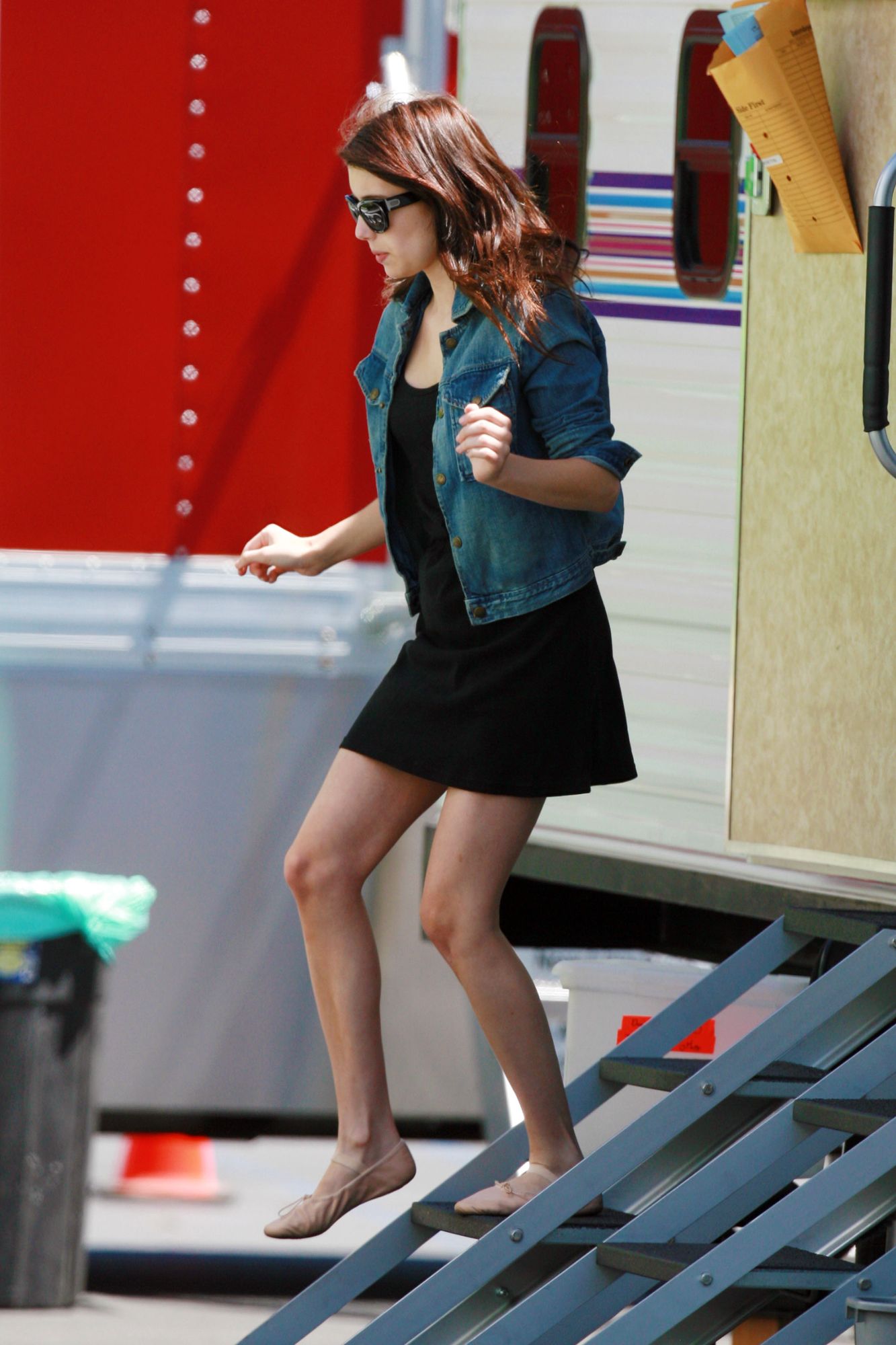 emmarobertsorg006.jpg