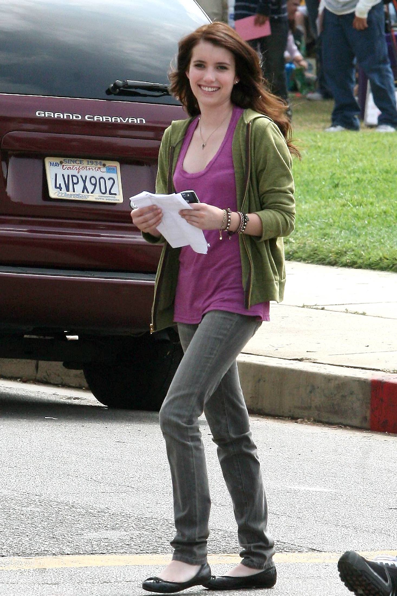 emmarobertsorg009.jpg