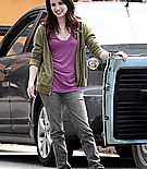 emmarobertsorg004.jpg
