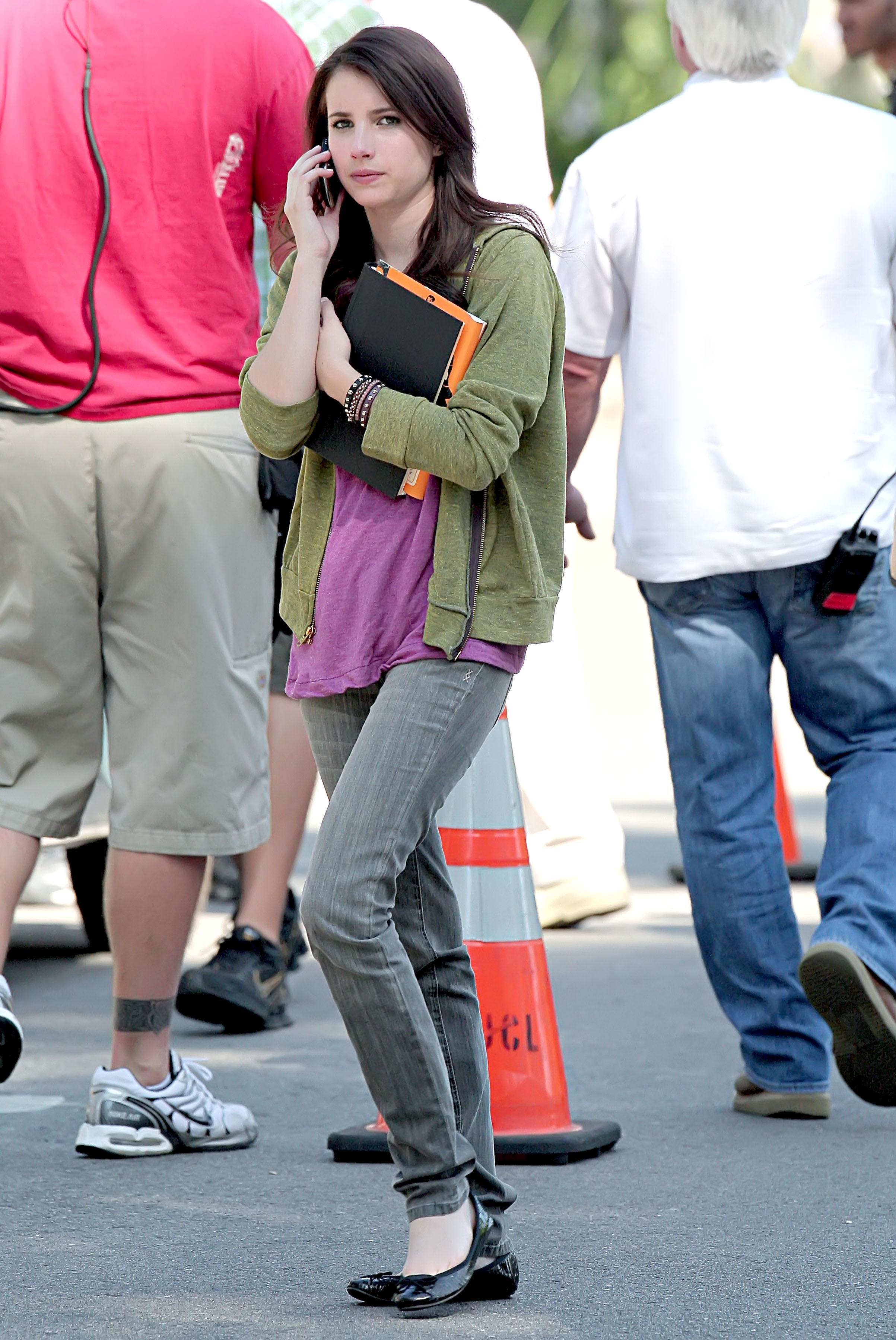 emmarobertsorg001.jpg