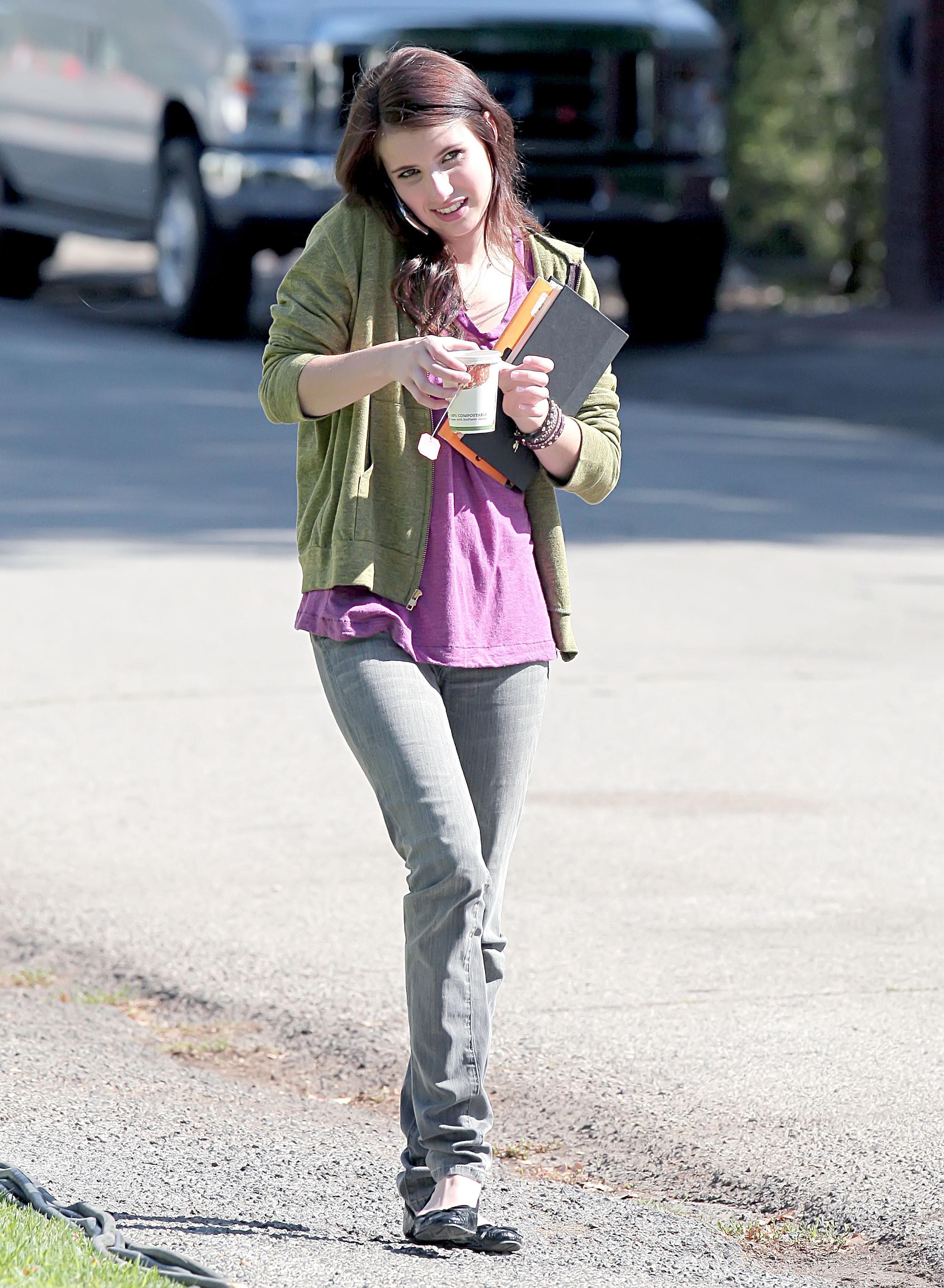 emmarobertsorg005.jpg