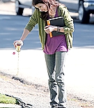 emmarobertsorg003.jpg