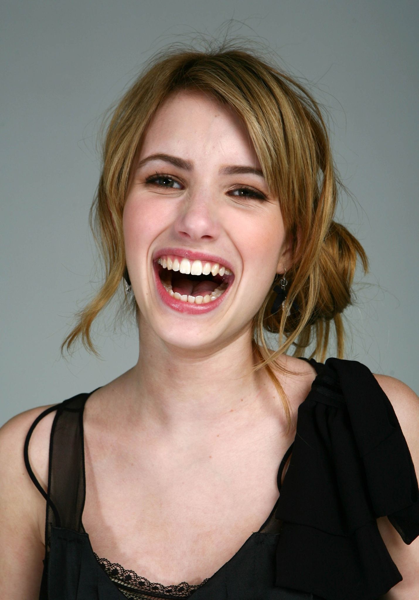 emmarobertsorg007.jpg