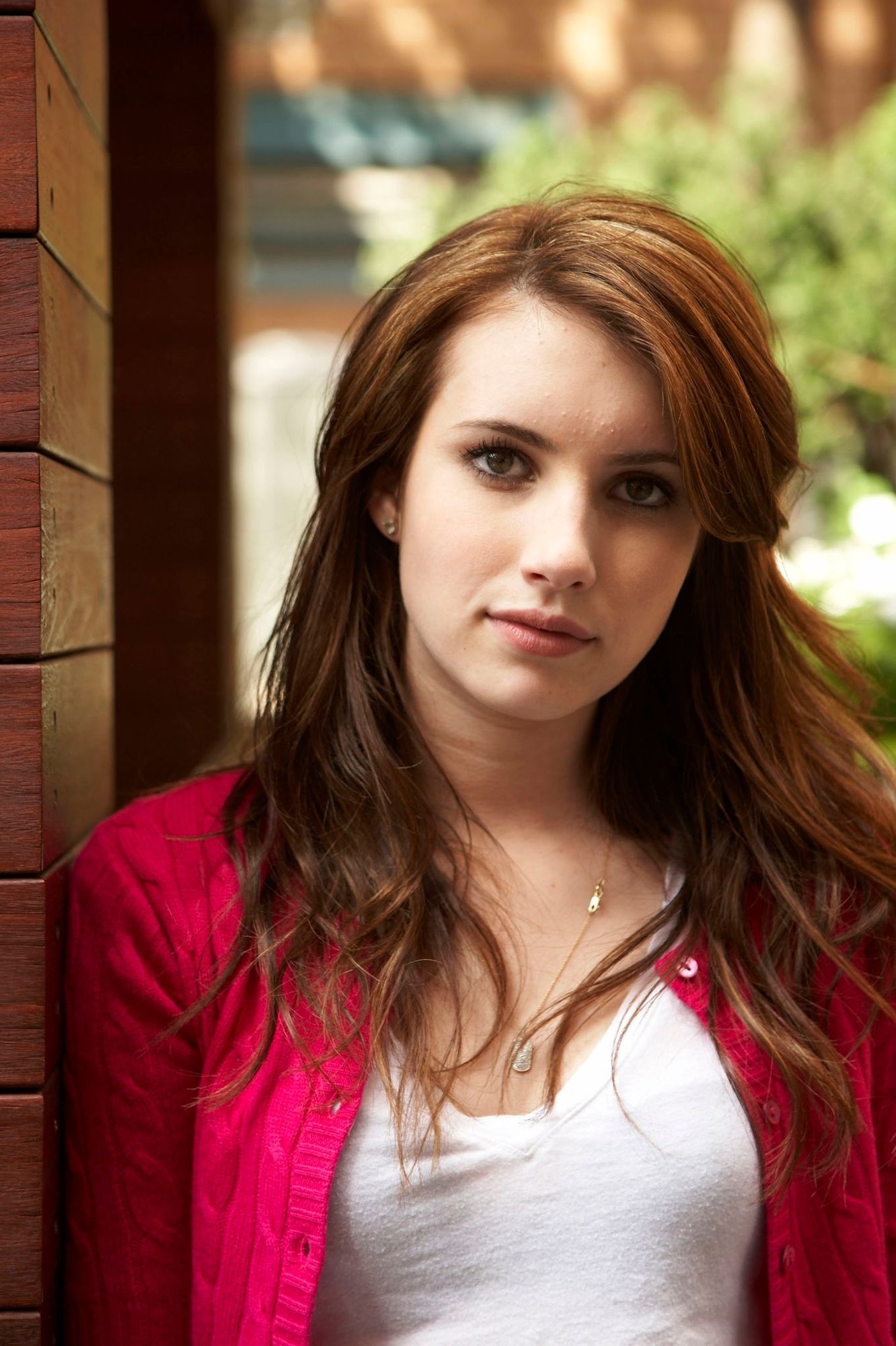 emmarobertsorg005.jpg