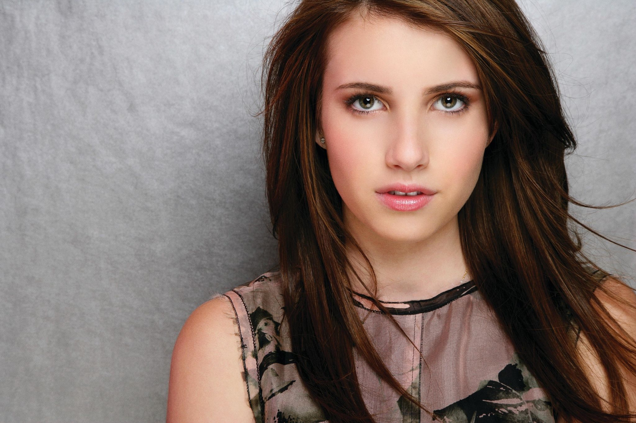 emmarobertsorg001.jpg