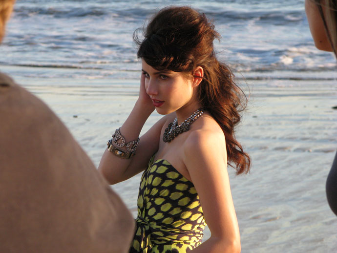 emmarobertsorg001.jpg