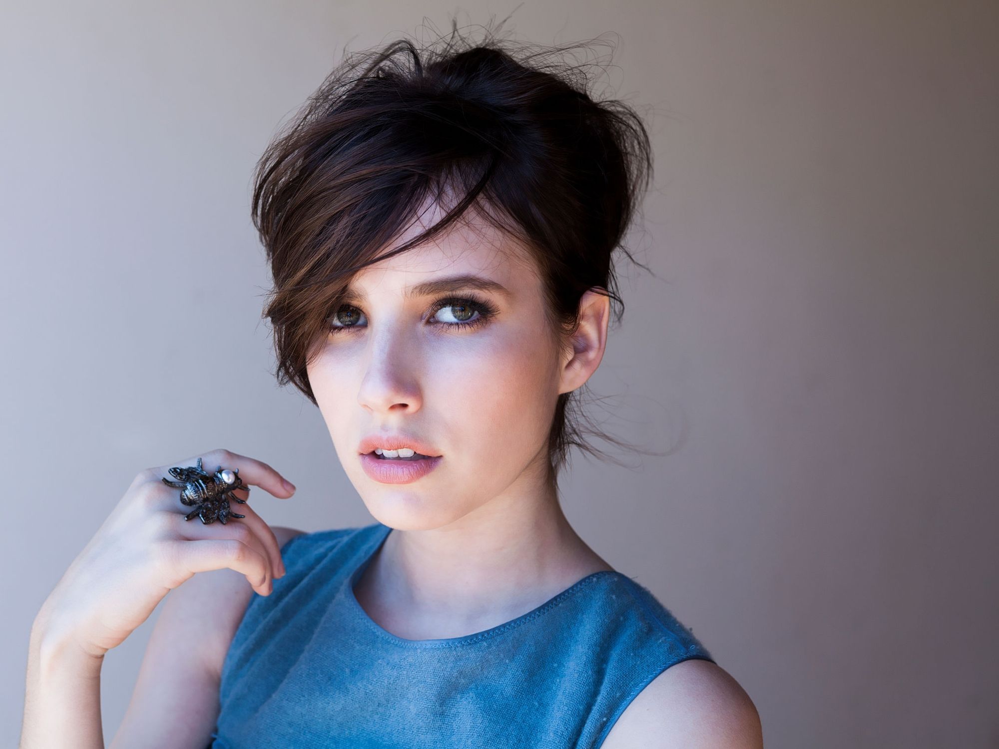 emmarobertsorg006.jpg
