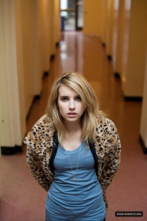 emmarobertsorg007.jpg