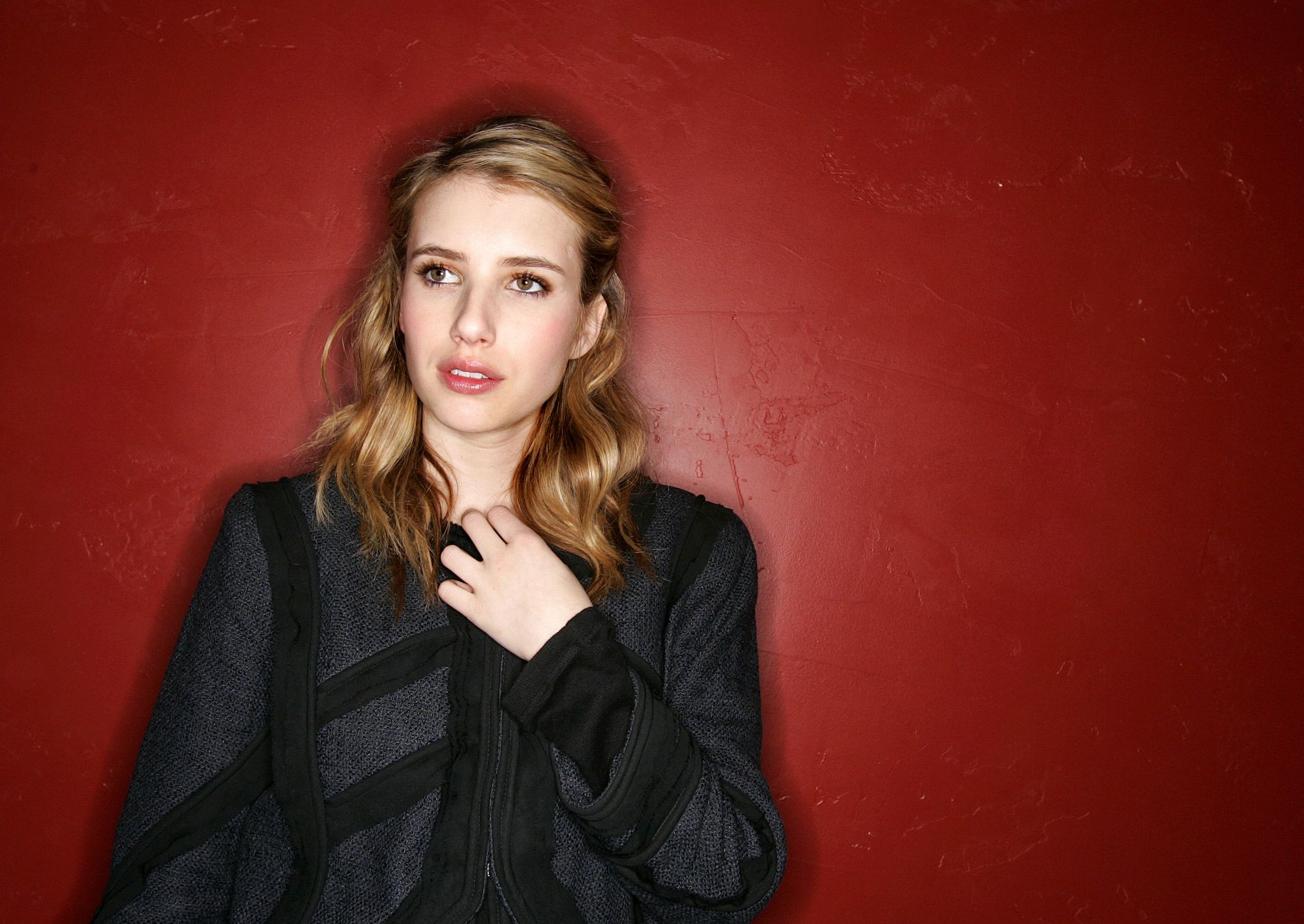emmarobertsorg009.jpg