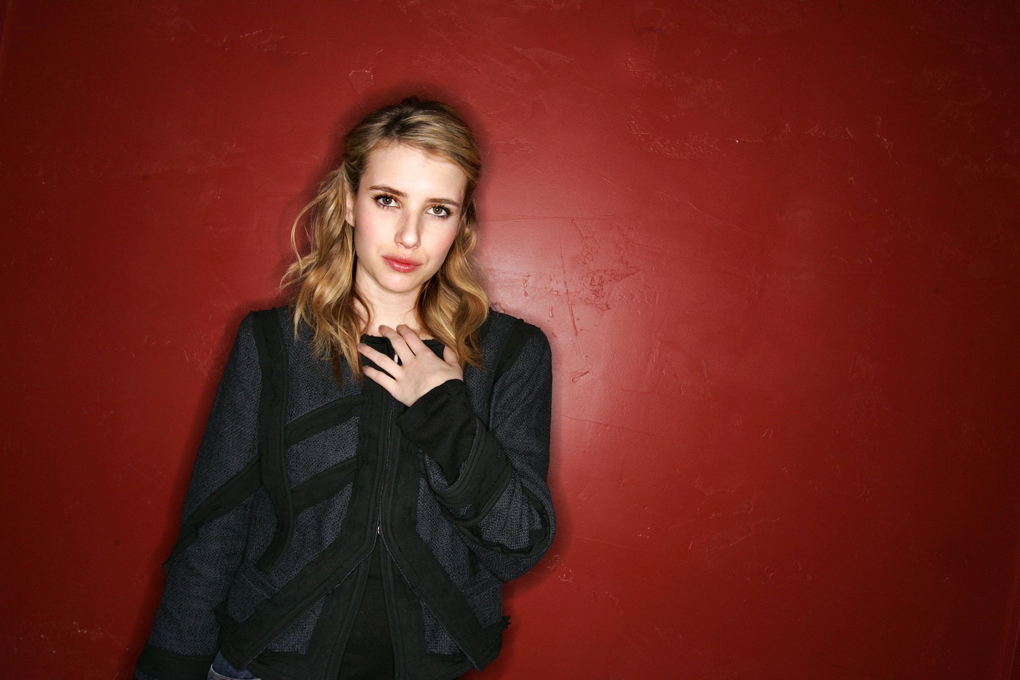 emmarobertsorg010.jpg