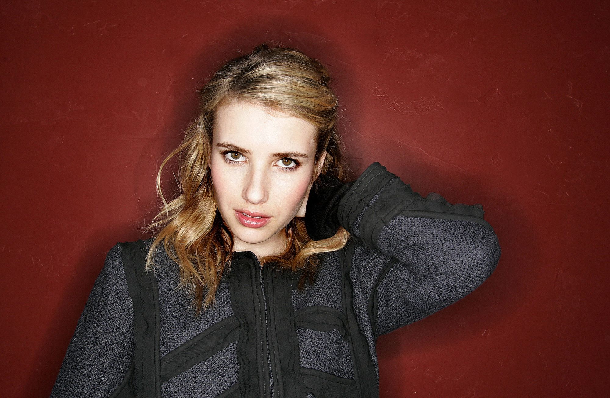 emmarobertsorg012.jpg